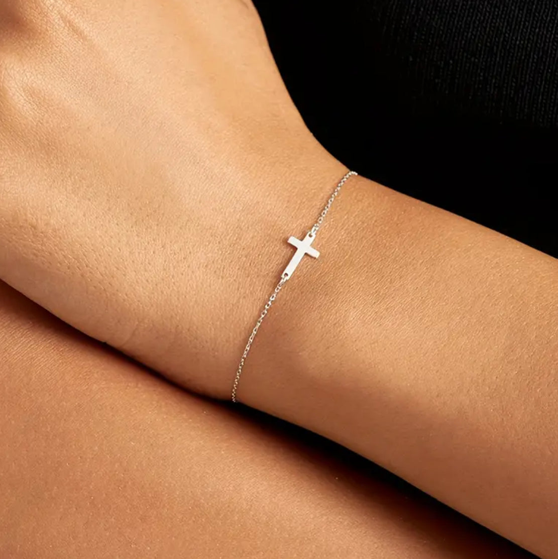✨Grace in Faith™ Cross Bracelet (Silver & Gold)